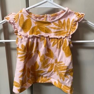 Carter’s 2 piece set